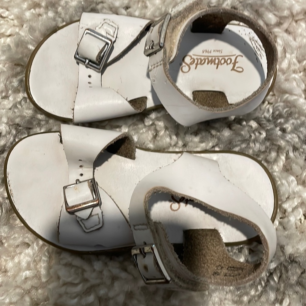 Girls white Footmates Sandals size 7 toddler